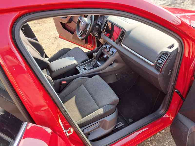 Škoda Karoq 1.0Tsi, rok 2019 - foto 13