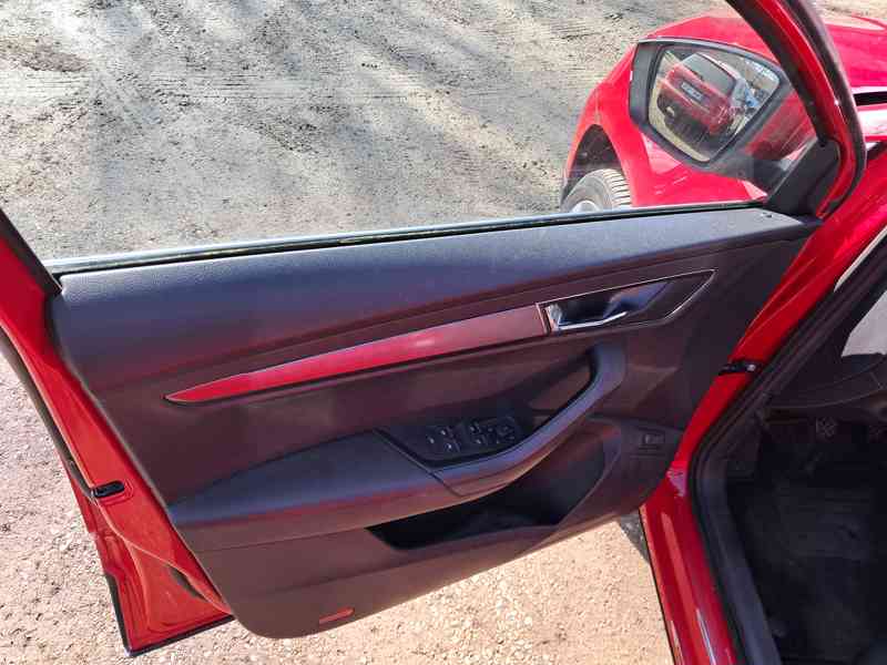 Škoda Karoq 1.0Tsi, rok 2019 - foto 16