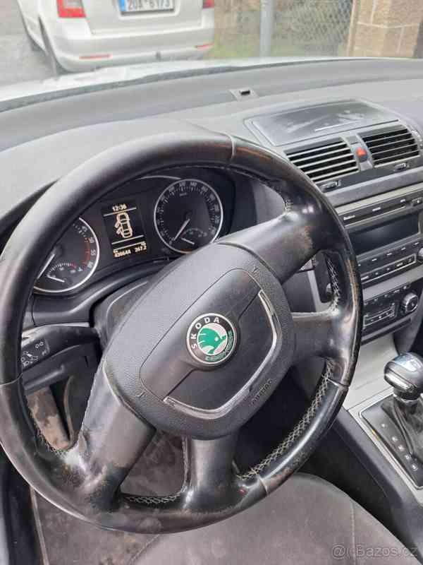 Škoda Octavia 2,0   II facelift combi tdi CR - foto 8