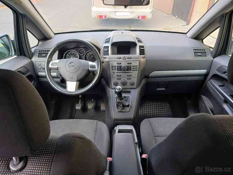 Opel Zafira 1,6 I - foto 8