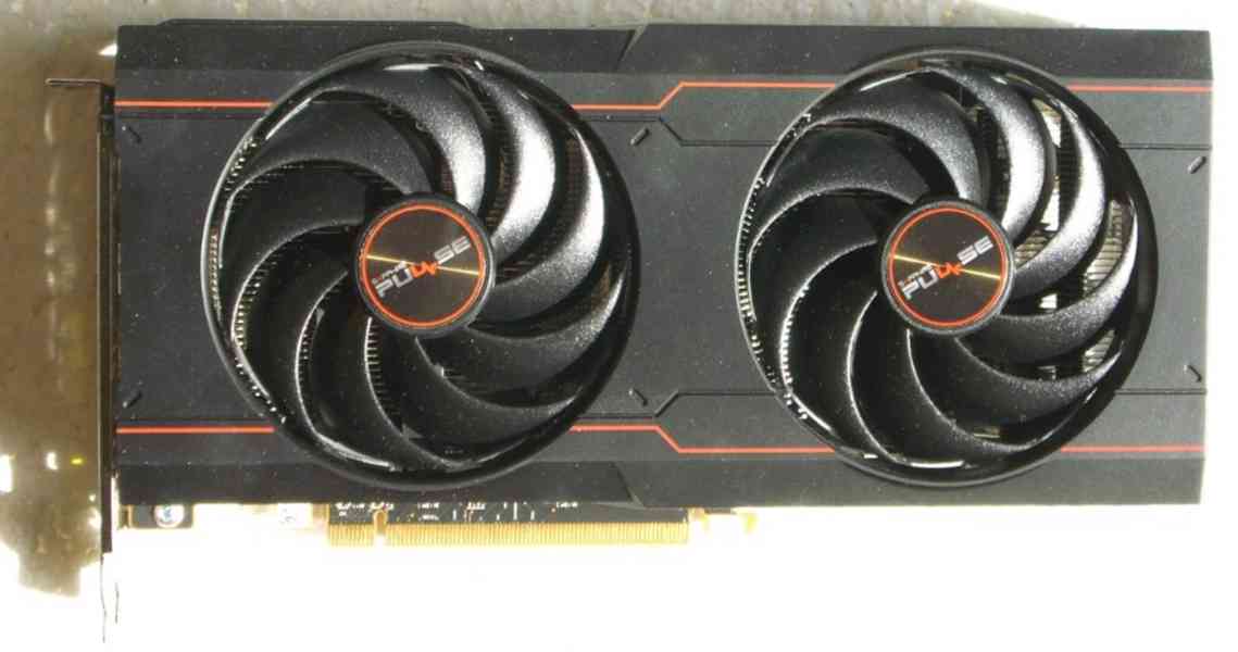 Sapphire Pulse Radeon RX 6600 XT - foto 1
