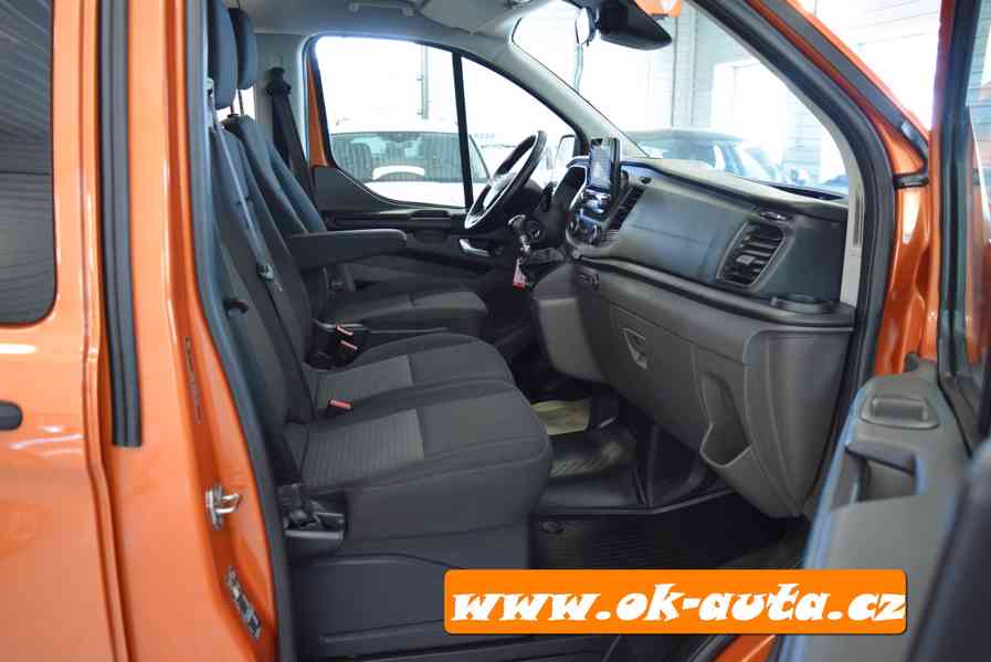 Ford Transit Custom 2.0 TDCI LONG 9 MÍST 125 kW 2021-DPH  - foto 10