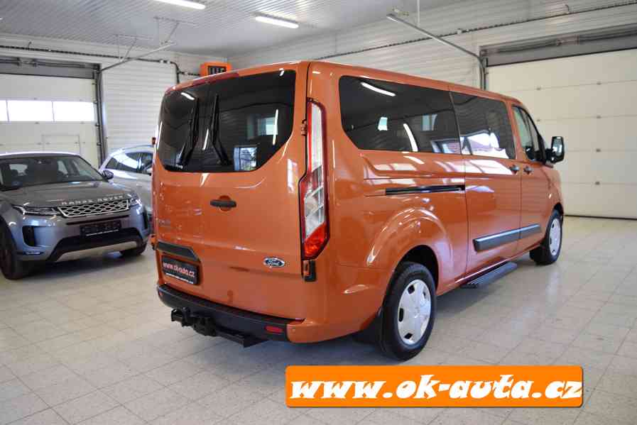 Ford Transit Custom 2.0 TDCI LONG 9 MÍST 125 kW 2021-DPH  - foto 4