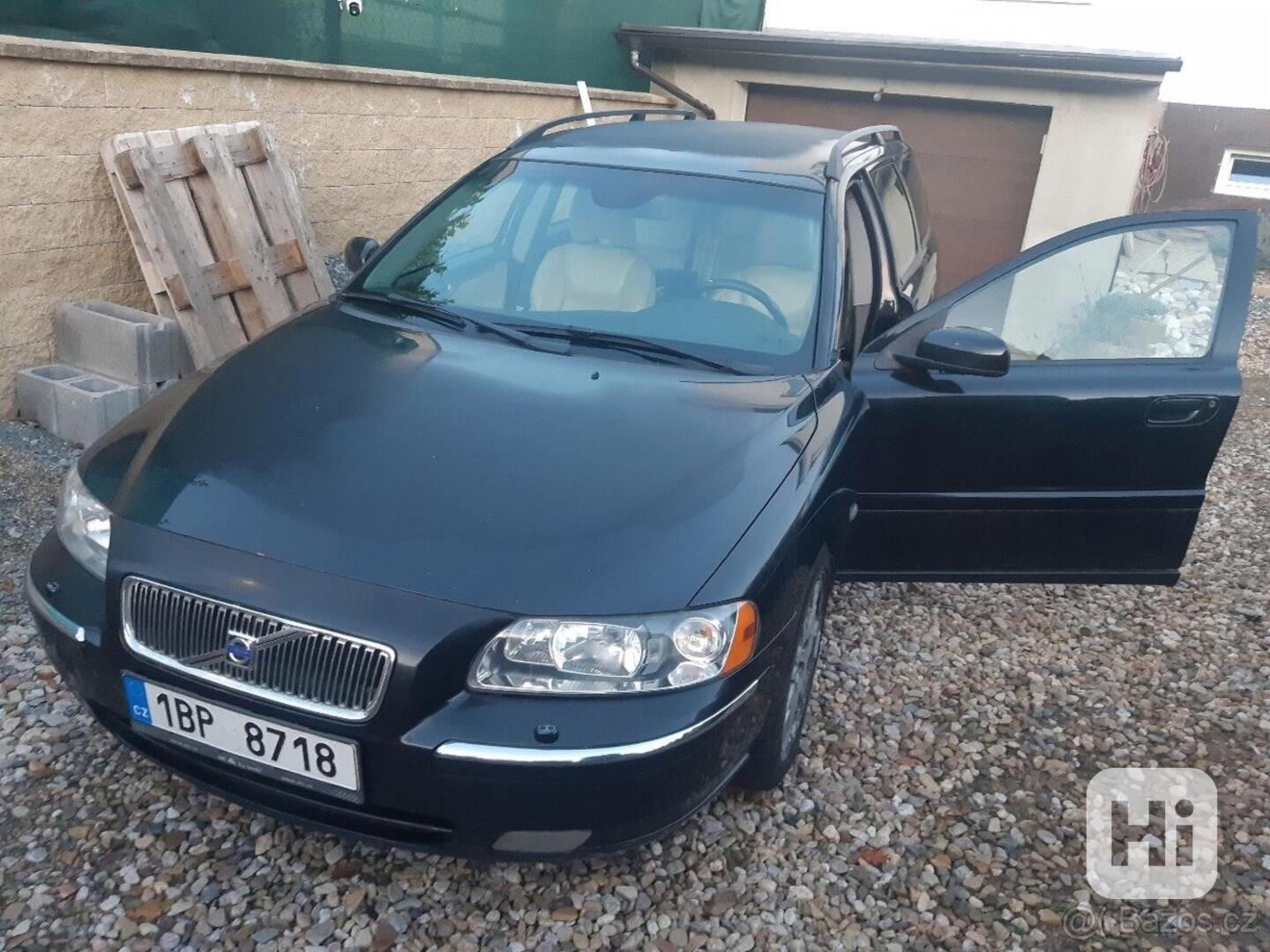 Volvo V70 2006 D5 136kw AWD - foto 1
