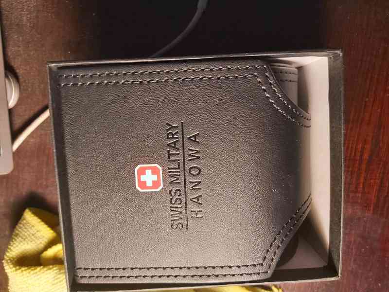 Prodam SWISS Military Hanova po vymene baterie - foto 2