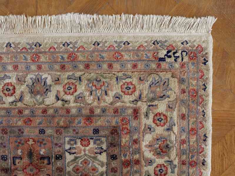 Pákistánský koberec Lahore Signovaný 309 X 186 cm - foto 2