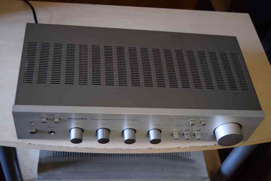 TECHNICS SU-8022 PĚKNÝ VINTAGE STEREO ZESILOVAČ !! - foto 5