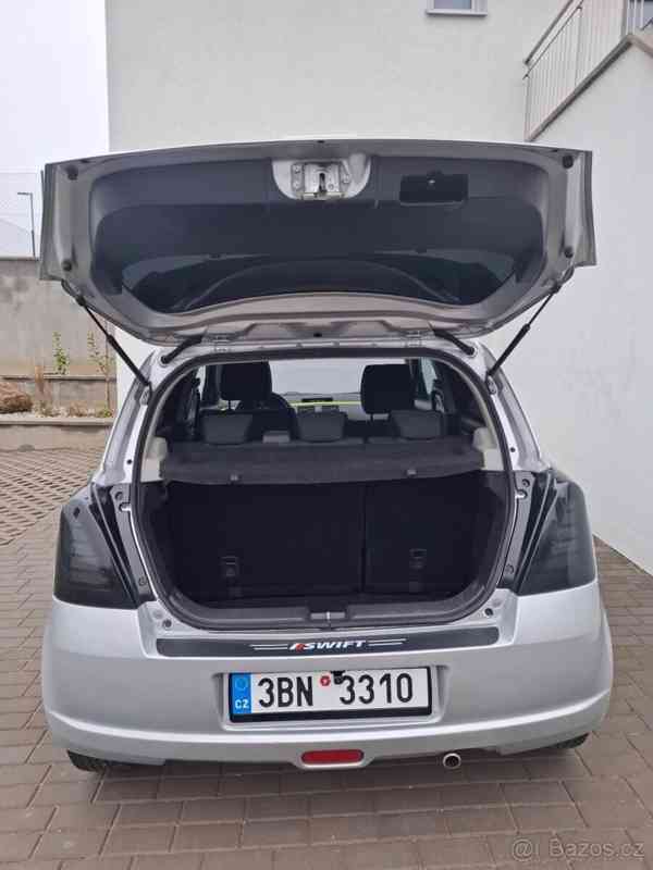 Suzuki Swift 1,3   GL | klima | navi | STK 7 - foto 6