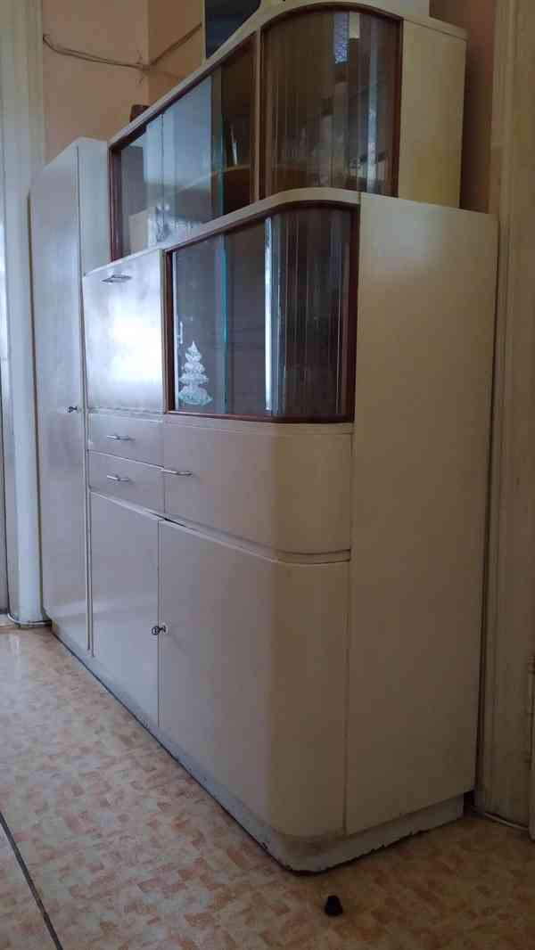 Nábytek 50. léta, komplet ložnice, obývací pokoj a další - foto 20