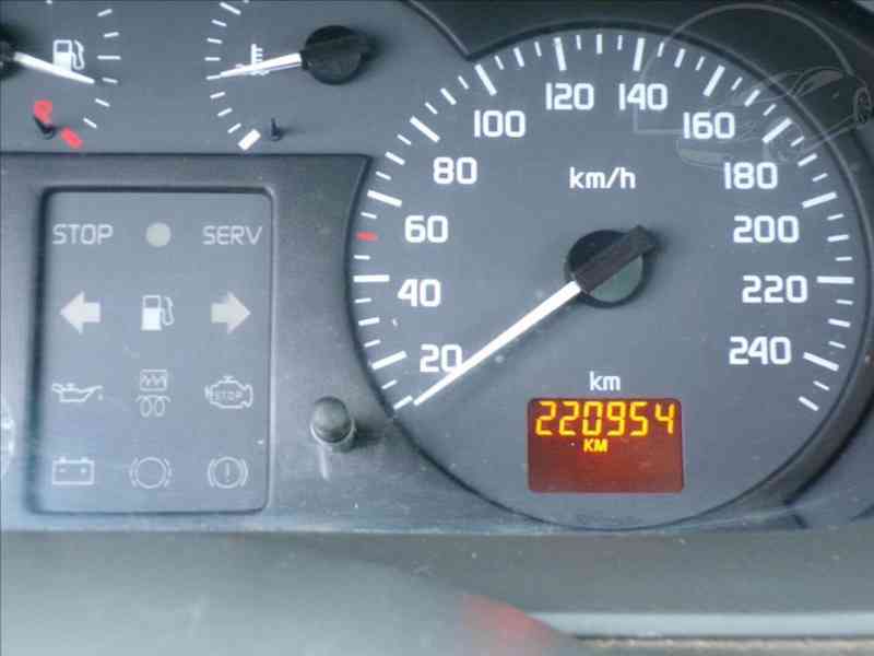 Renault Scenic 1,6 i 16V TAŽNE ZAŘÍZENÍ - foto 6