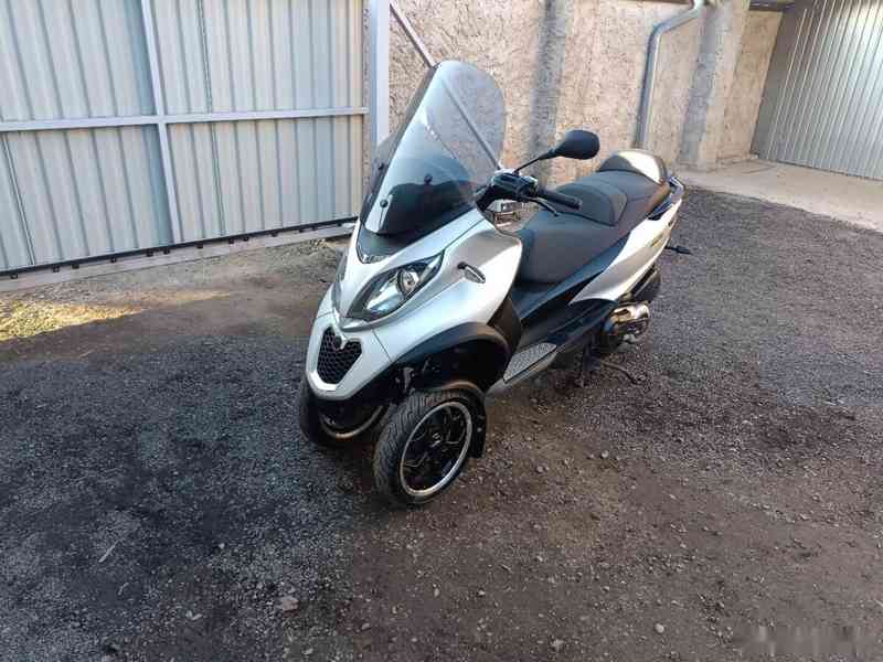 Piaggio mp3 500LT ABS, ASR CZ doklady v ceně - foto 2