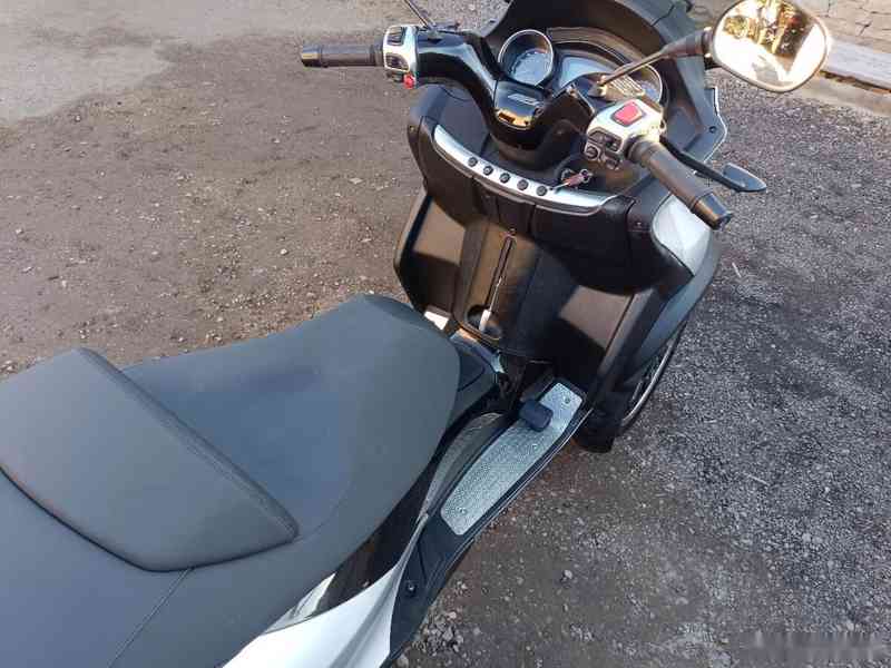 Piaggio mp3 500LT ABS, ASR CZ doklady v ceně - foto 9