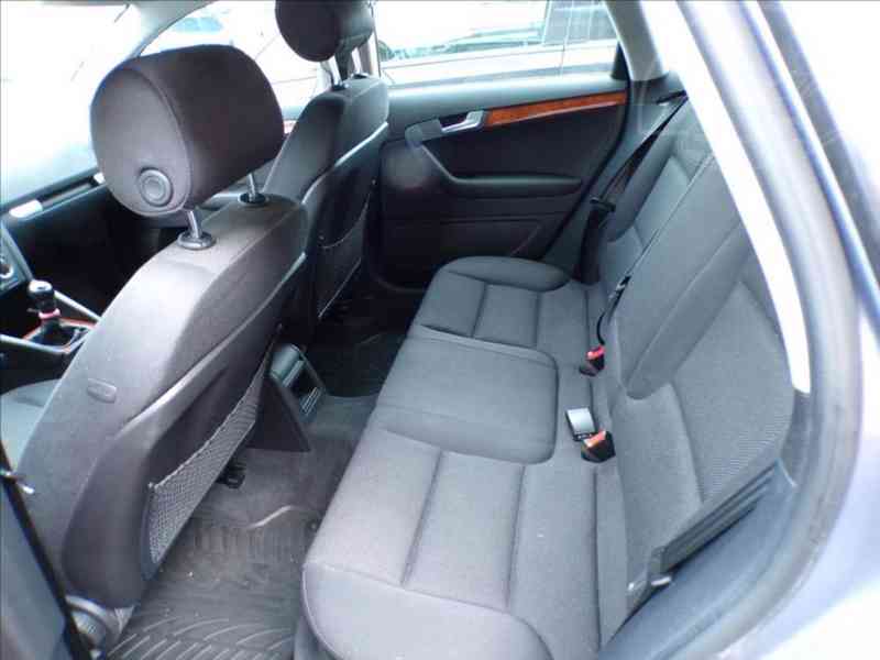 Audi A3 1,6 i DIGI.KLIMA - foto 9