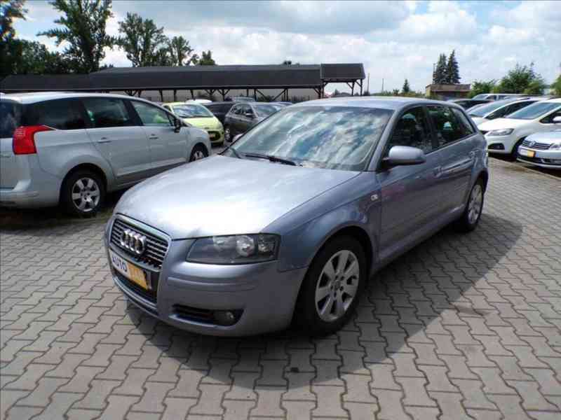 Audi A3 1,6 i DIGI.KLIMA - foto 2