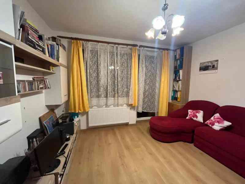 Pronájem bytu 2+kk 62 m² - foto 4