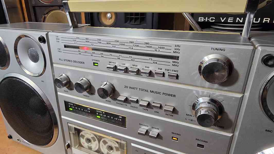 TESLA CONDOR radiomagnetofon - krásný vzhled - foto 3