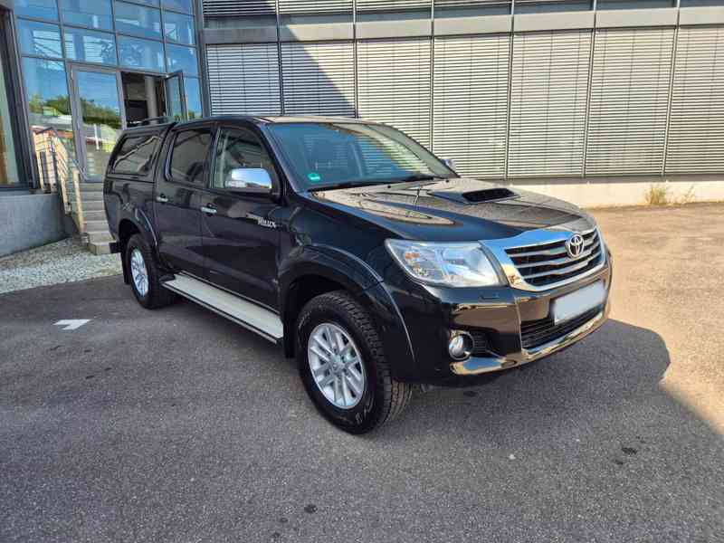 Toyota Hilux 3,0 D4D Comfort Aut. 126kw - foto 1
