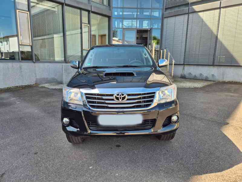 Toyota Hilux 3,0 D4D Comfort Aut. 126kw - foto 6