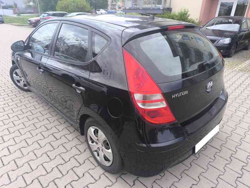 Hyundai i30 1.4 16V - foto 3