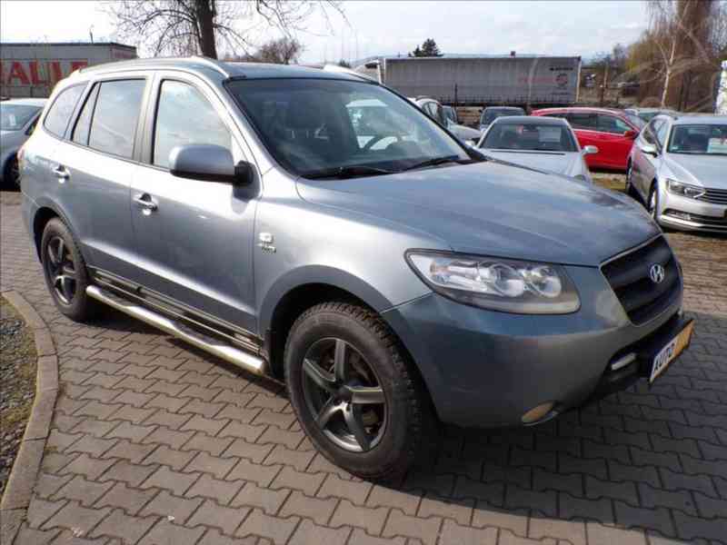 Hyundai Santa Fe 2,2 CRDi 4WD ELEGANCE,TAŽ.ZAŘ. - foto 1