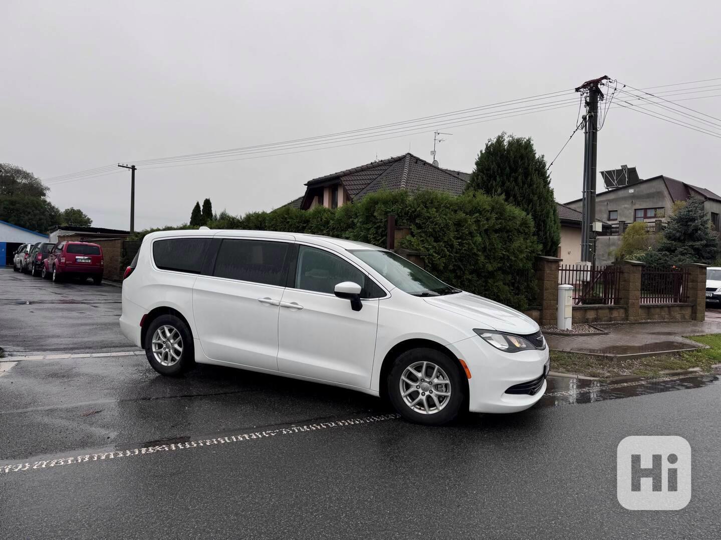 Chrysler Pacifica 3,6 Pentastar Touring 2018 DPH - foto 1