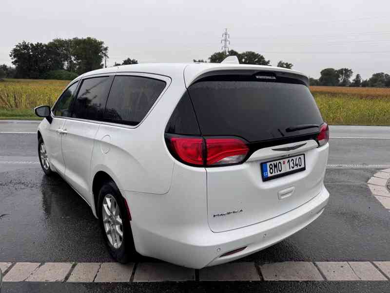 Chrysler Pacifica 3,6 Pentastar Touring 2018 DPH - foto 3