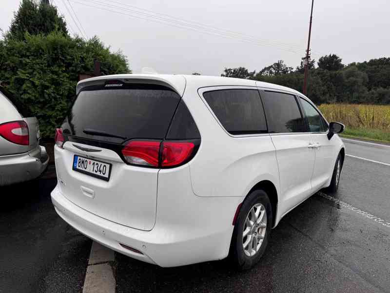 Chrysler Pacifica 3,6 Pentastar Touring 2018 DPH - foto 4