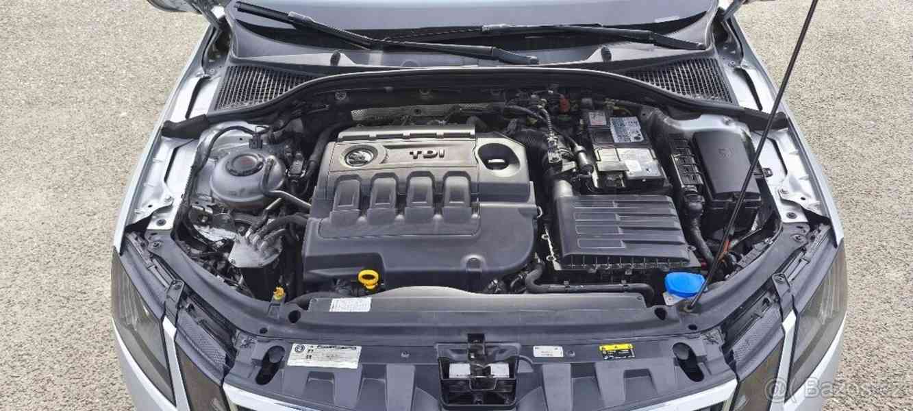 Škoda Octavia 1,6   Ambition TDi 85kW Facelift - foto 10