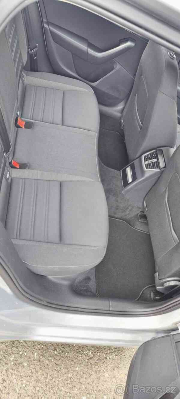 Škoda Octavia 1,6   Ambition TDi 85kW Facelift - foto 20