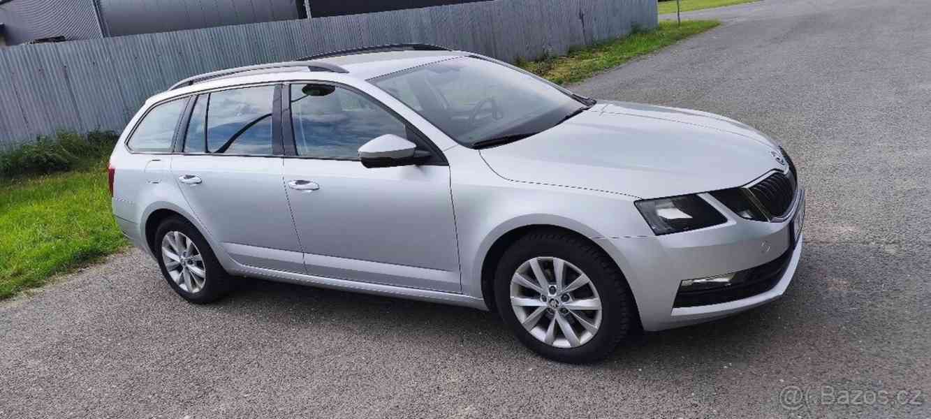 Škoda Octavia 1,6   Ambition TDi 85kW Facelift - foto 7