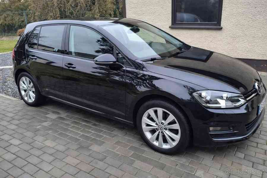 Volkswagen Golf 1,2   TSI - foto 1