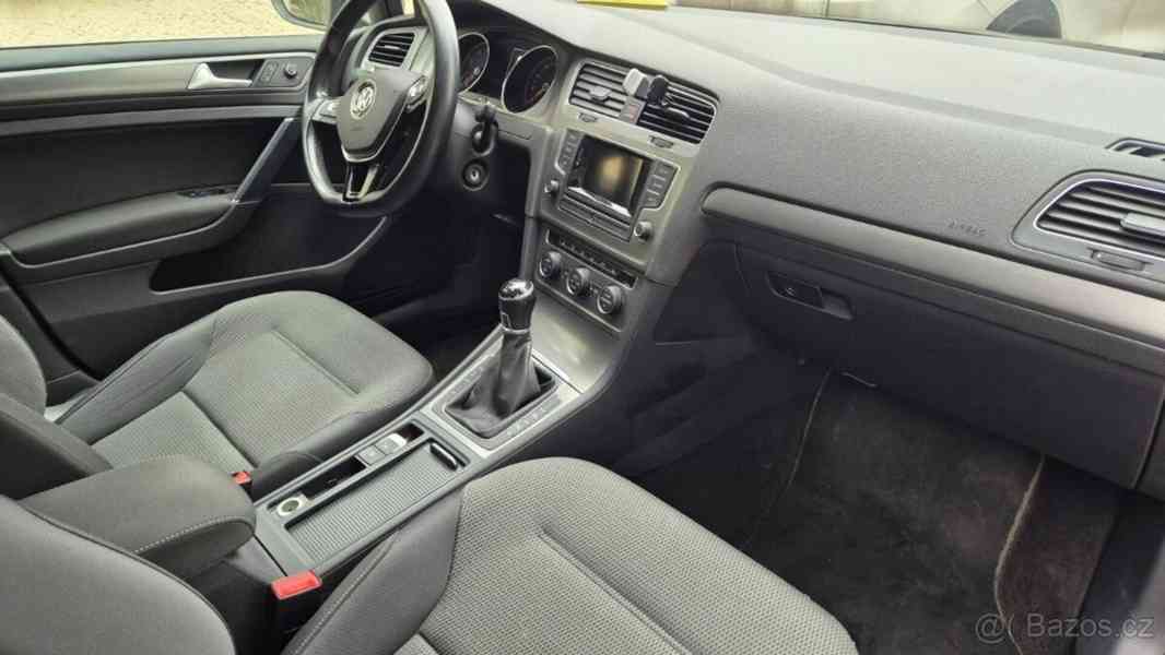 Volkswagen Golf 1,2   TSI - foto 8