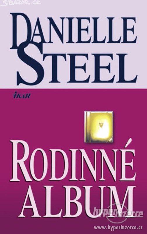 Danielle Steel - Rodinné album - foto 1