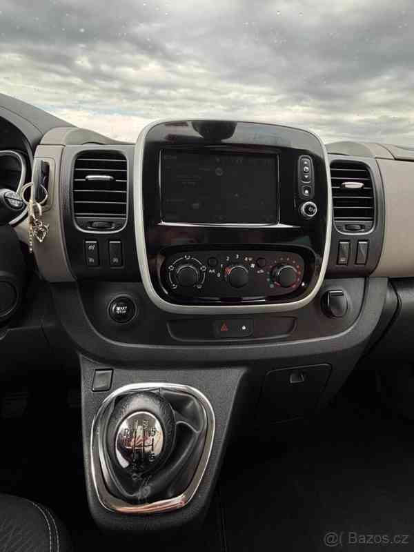 Renault Trafic 1,6 8 míst, nová STK ,194 500 km - foto 5