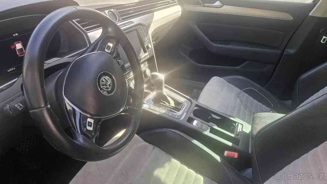Volkswagen Passat 140 KW R-line packet - foto 11