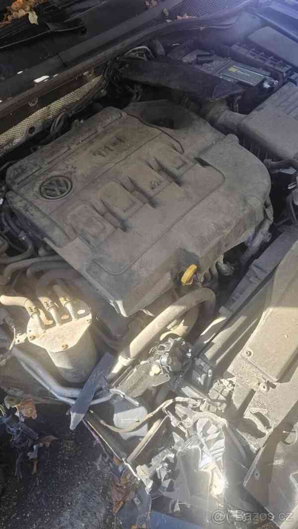 Volkswagen Passat 140 KW R-line packet - foto 14