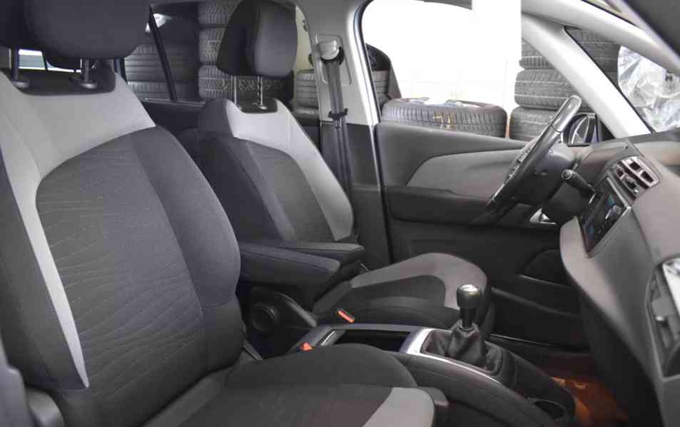 Citroën Grand C4 Picasso / SpaceTourer 1,6i benzín 115kw - foto 13