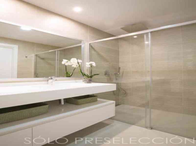 Luxusní byt s moderním designem Benidorm (Španělsko) - foto 20