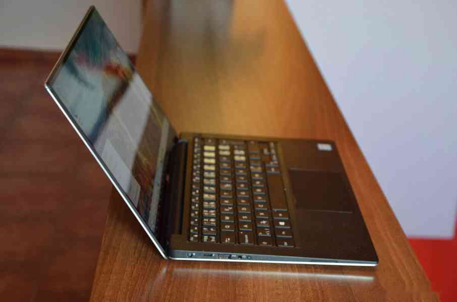 Dell XPS 13 9350 i5/8GB/SSD 256GB/Dotyk - foto 7
