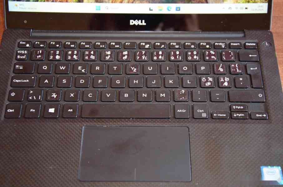 Dell XPS 13 9350 i5/8GB/SSD 256GB/Dotyk - foto 2