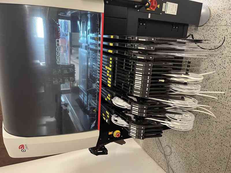 osazovaci stroj smd Essemtec FOX 4 osazovaci hlavy - foto 19