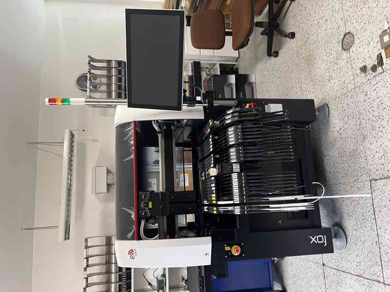 osazovaci stroj smd Essemtec FOX 4 osazovaci hlavy - foto 10