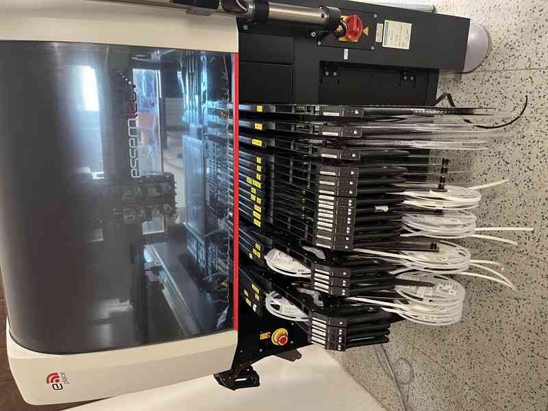 osazovaci stroj smd Essemtec FOX 4 osazovaci hlavy - foto 20