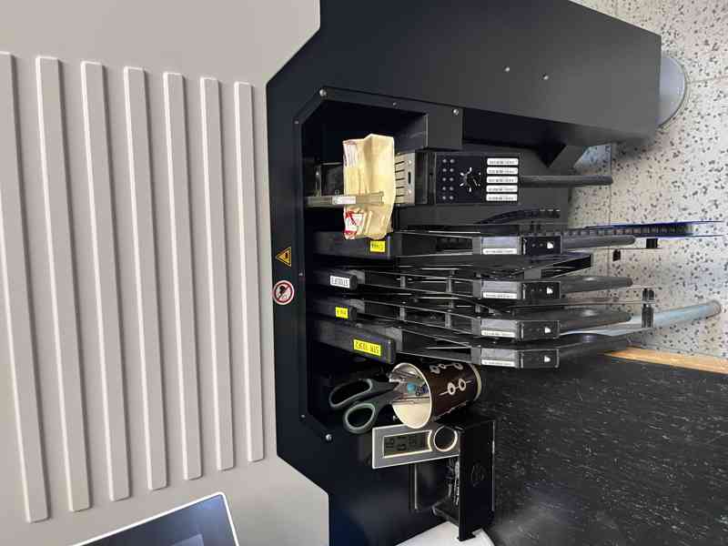 osazovaci stroj smd Essemtec FOX 4 osazovaci hlavy - foto 17