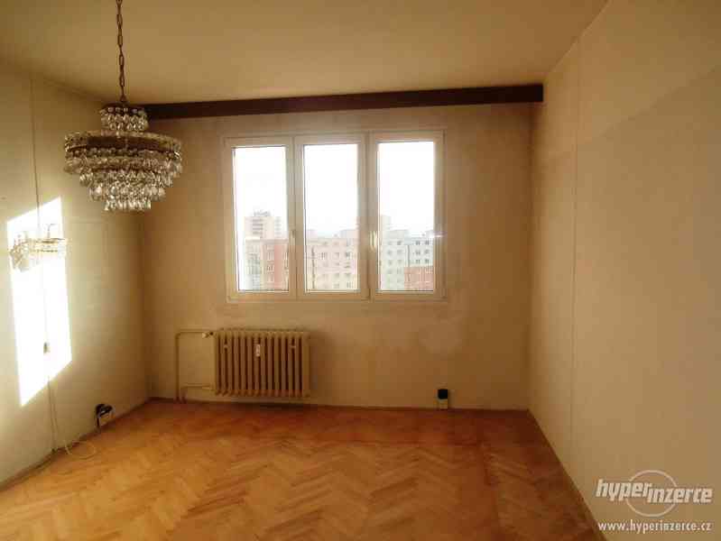 Pronájem bytu 2+1 s lodžií, Skupova ul., Plzeň - Bory - foto 2