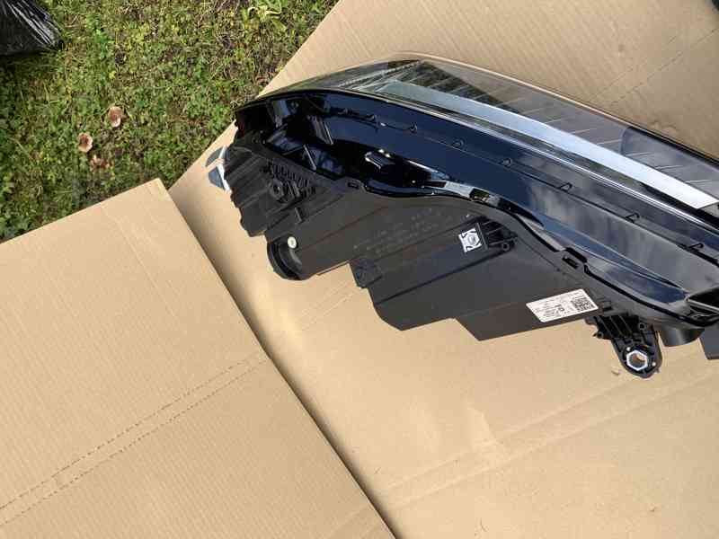 svetlo skoda superb iv 4 FullLed prave leve svetla - foto 13