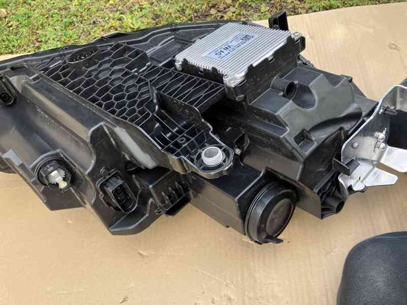 svetlo skoda superb iv 4 FullLed prave leve svetla - foto 20