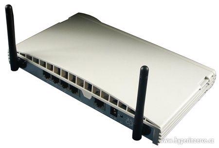 Prodam 3COM OfficeConnect Wireless 54Mbps Router - foto 2