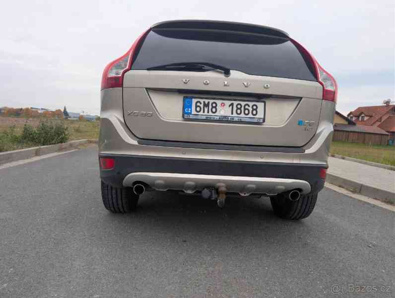 Volvo XC60 - foto 3
