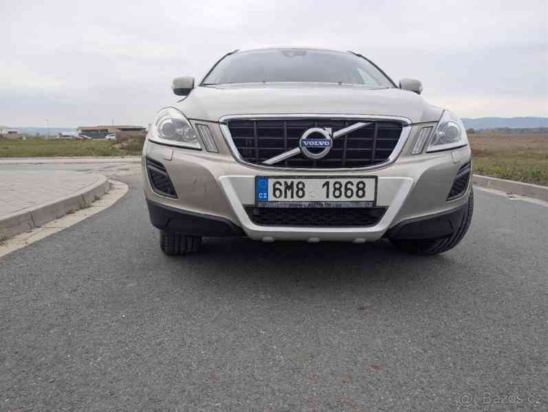 Volvo XC60 - foto 2